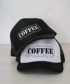 GORRA MALLA NEGRA TAPA BLANCA DISEÑO COFFEE